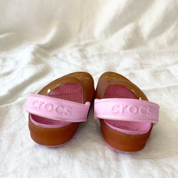 CROCS Toddler Classic Clog in Girls Translucent Gummy Pink Slip On Mule - Picture 6 of 15